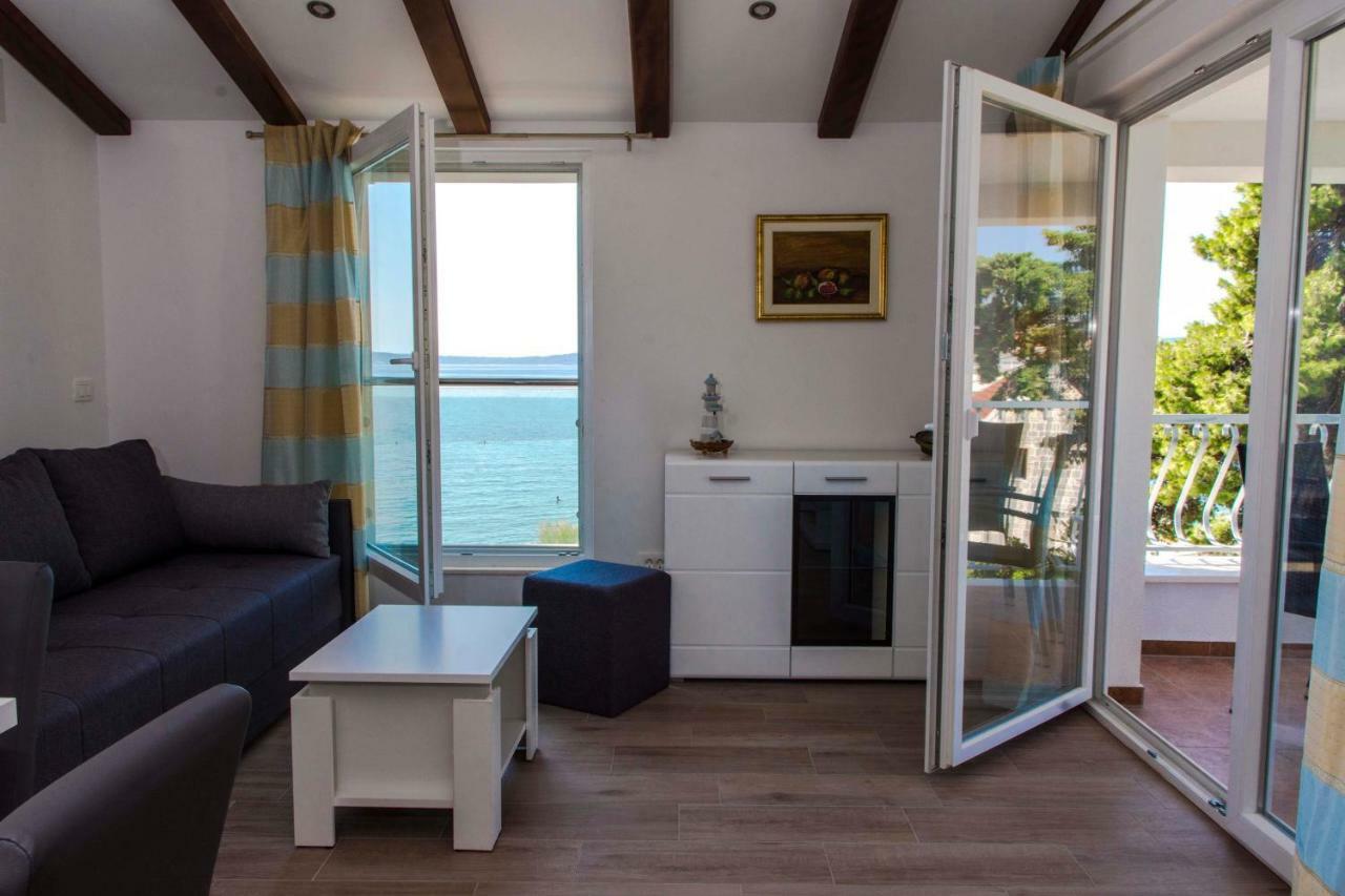 Beachfront Apartments Don Kaštela Buitenkant foto