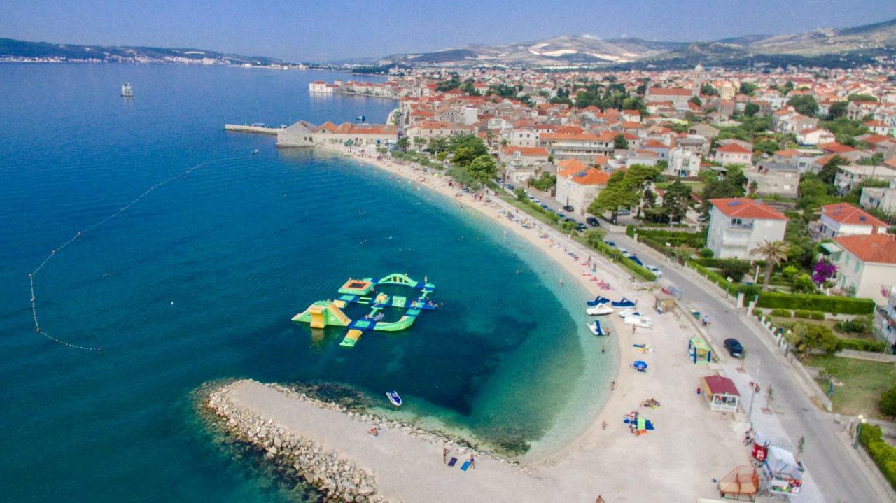 Beachfront Apartments Don Kaštela Buitenkant foto