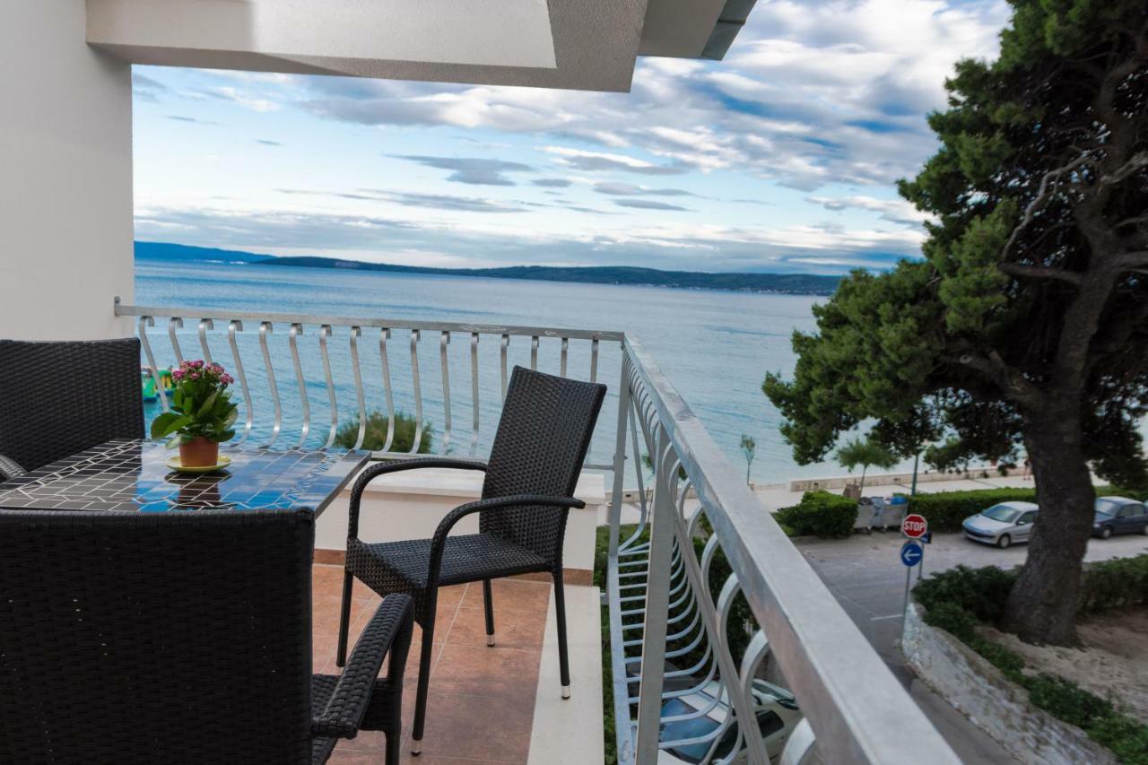 Beachfront Apartments Don Kaštela Buitenkant foto